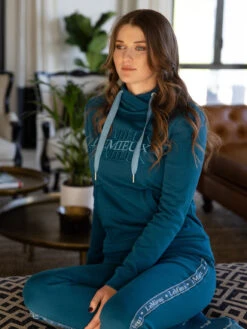 LeMieux Cross Over Hoodie -Horse Gear Store tracyrobertson lmwinter2022 062